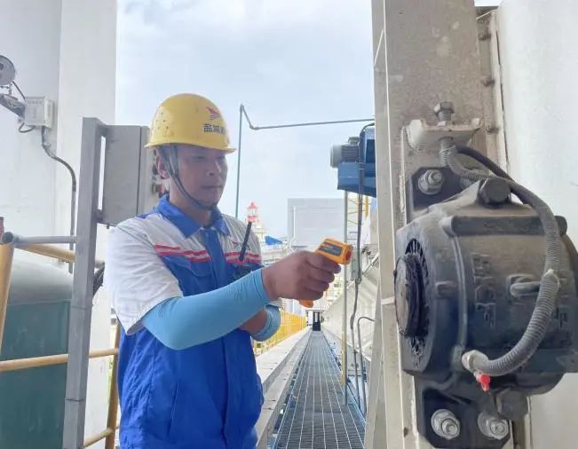 f38a96b6edc1c9550b547b24f8a26606.jpg f38a96b6edc1c9550b547b24f8a26606.jpg